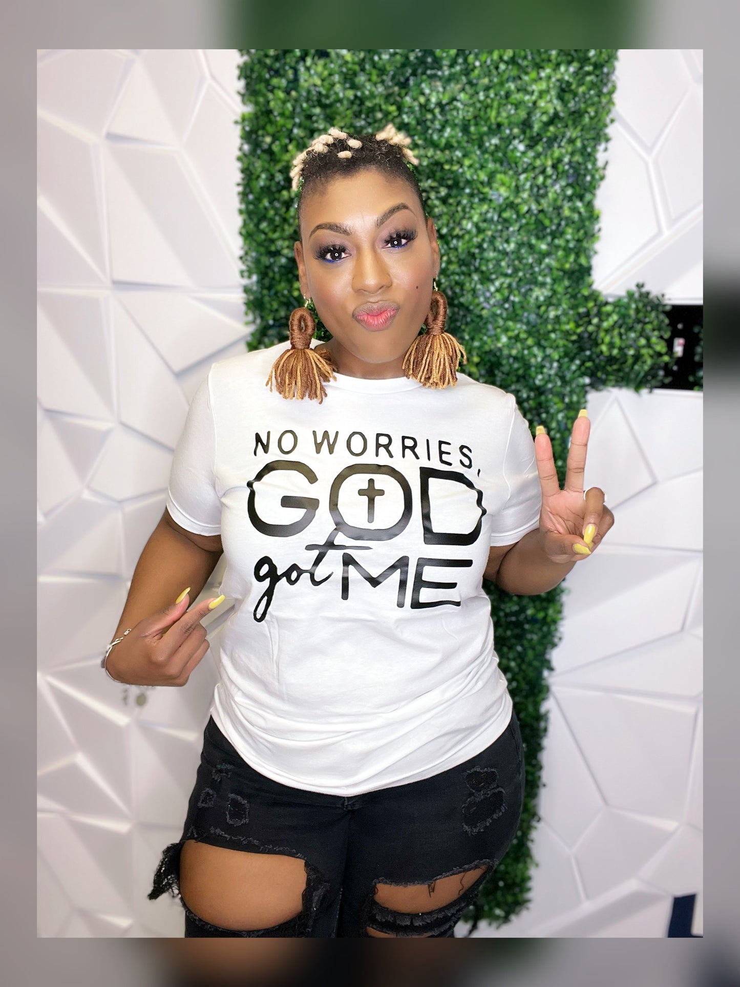 “No Worries” Tee