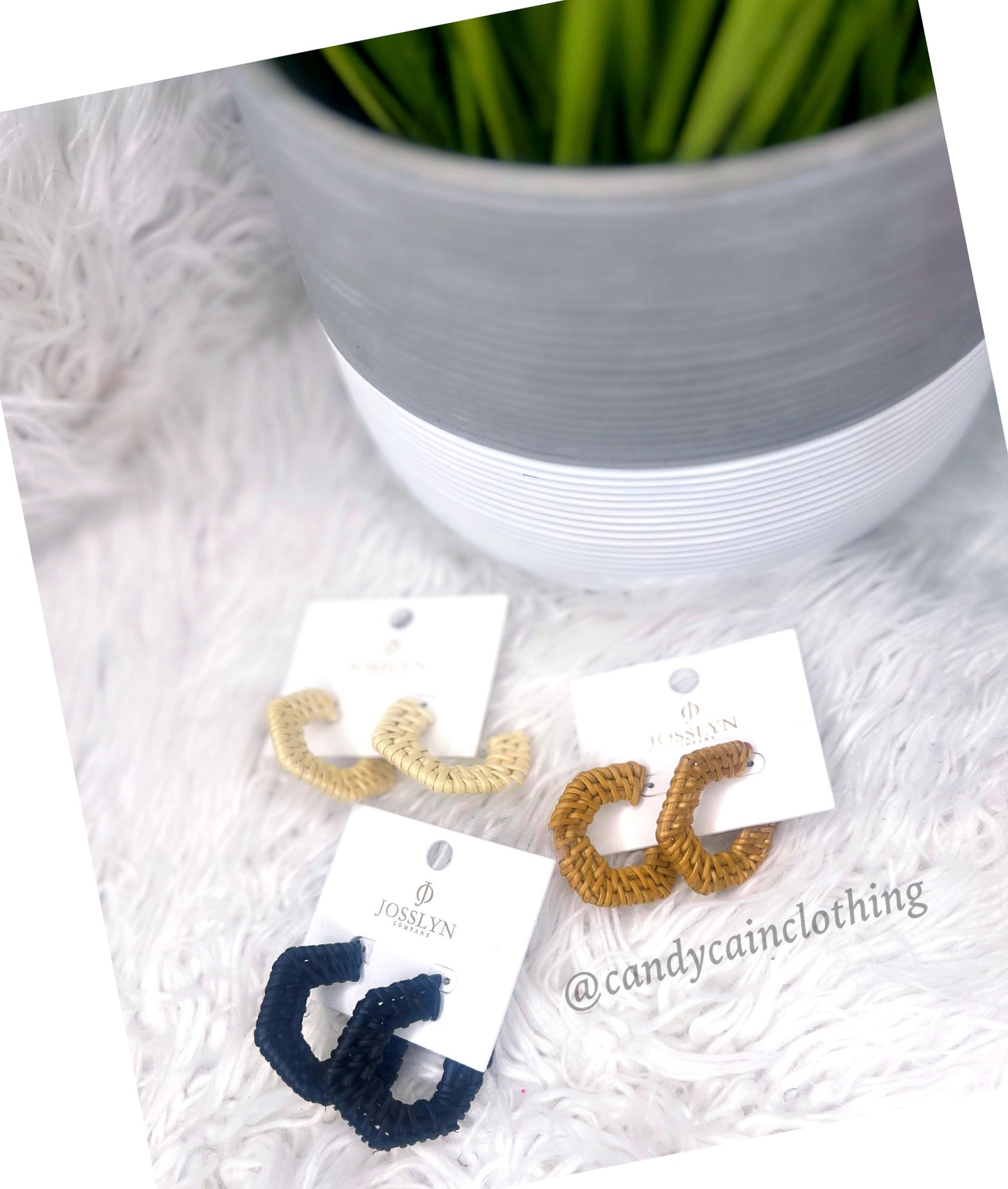 Straw-beauty earrings