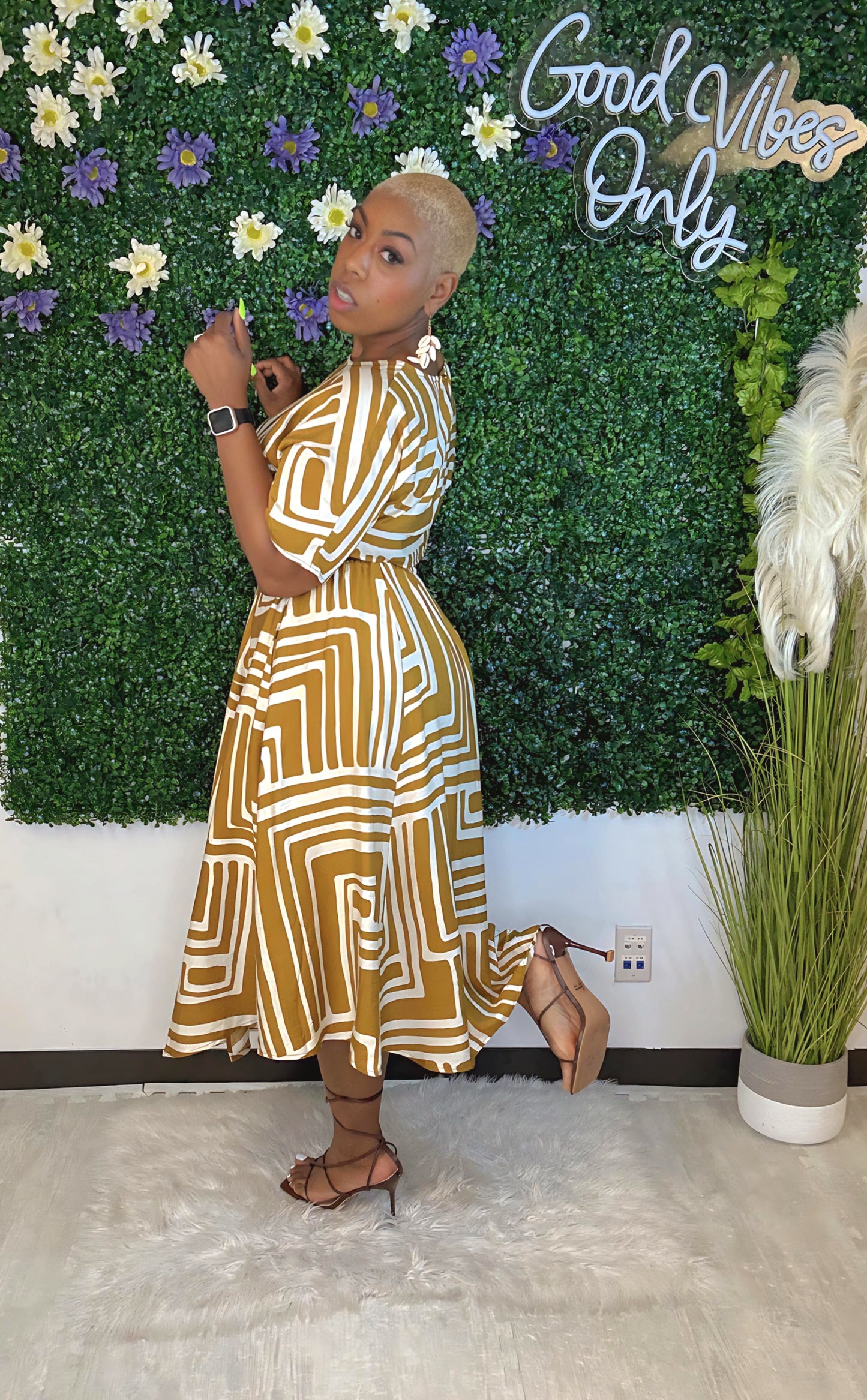 Abstract Golden Girl Skirt Set